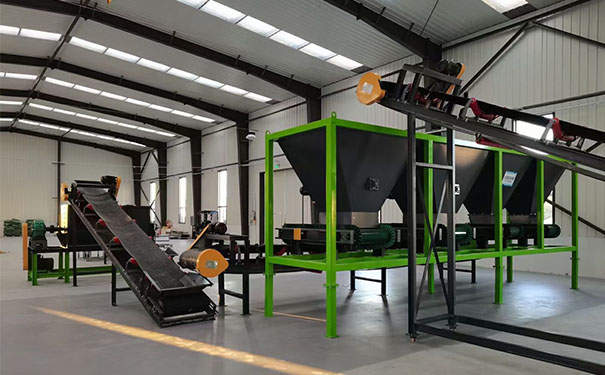 肥料稱重配料設(shè)備能夠控制肥料中各種營(yíng)養(yǎng)成分的配比